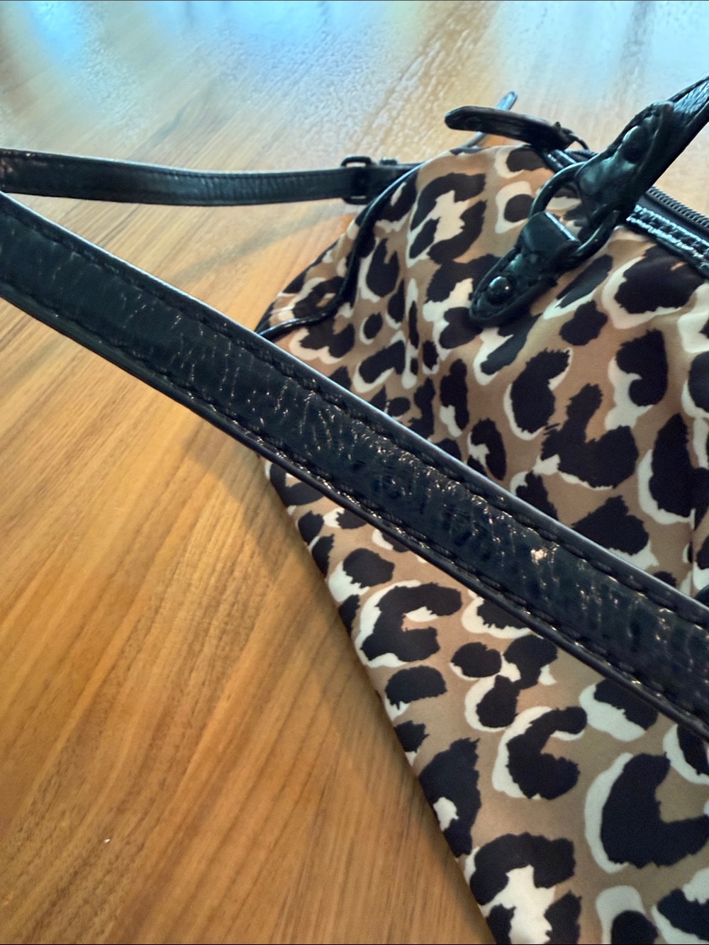 Juicy couture Leopard Print Crossbody Bag with Polka Dot Bow - Black/Tan - Picture 7 of 9